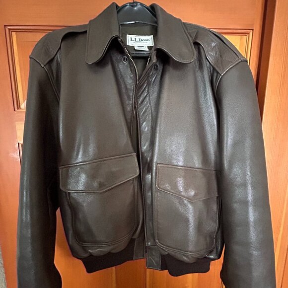 L.L. Bean Men’s Rich Chocolate Brown Leather Bomber Jacket Size L